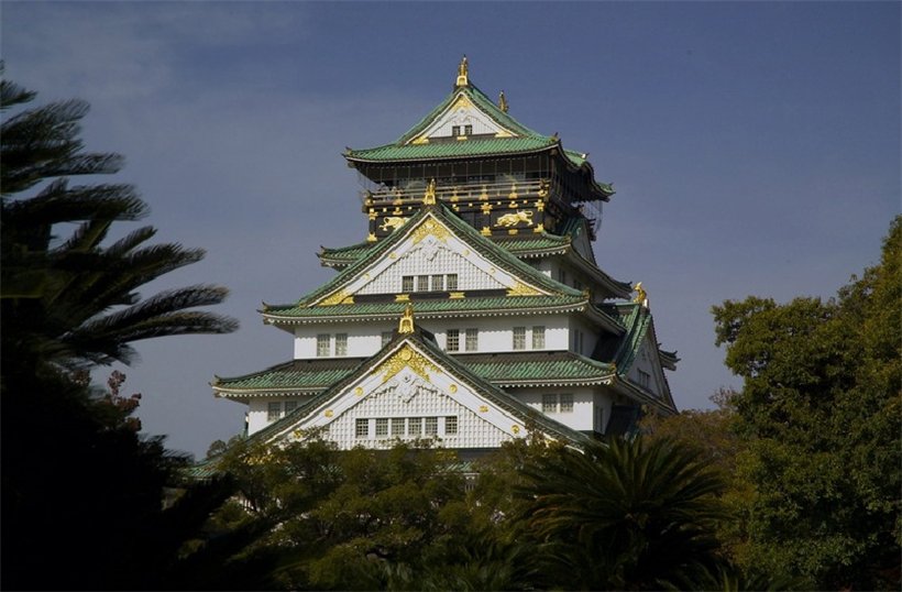 Замок в Осаке (замок Осака)